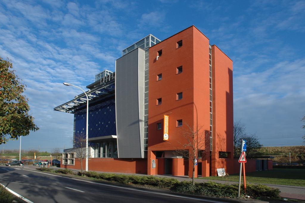 Hostel De Zandpoort Mechelen Buitenkant foto